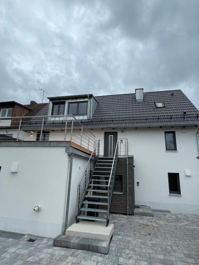 Am Exklusives Loft Mit 3 Schlafzimmern, Netflix, Zentral, Parkplatz Amberg Exterior photo